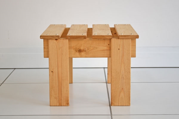  Futon  Table 